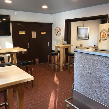 Zum Armen Mann Bed & Breakfast Dusseldorf Bagian luar foto
