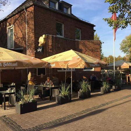 Zum Armen Mann Bed & Breakfast Dusseldorf Bagian luar foto