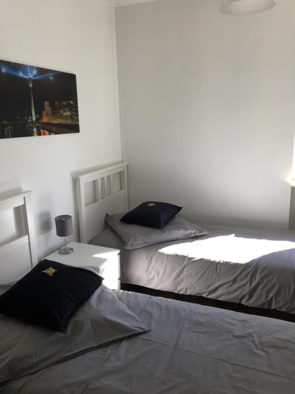 Zum Armen Mann Bed & Breakfast Dusseldorf Bagian luar foto