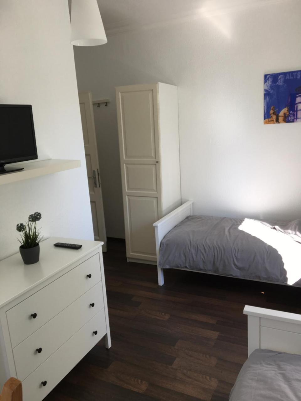 Zum Armen Mann Bed & Breakfast Dusseldorf Bagian luar foto
